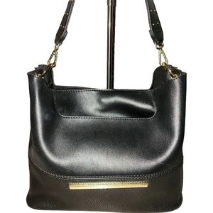 STEVE MADDEN SHOULDER BAG W/STUDDED SHOULDER STRAP